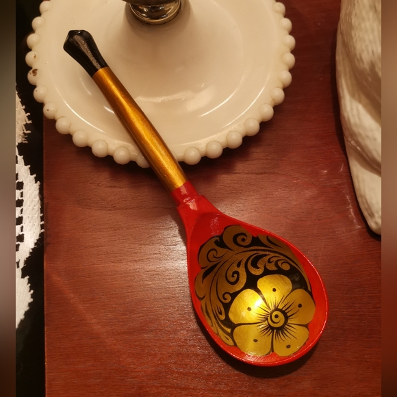 Pair of Handpainted Lacquered Wooden Spoon - Picture 2 of 5